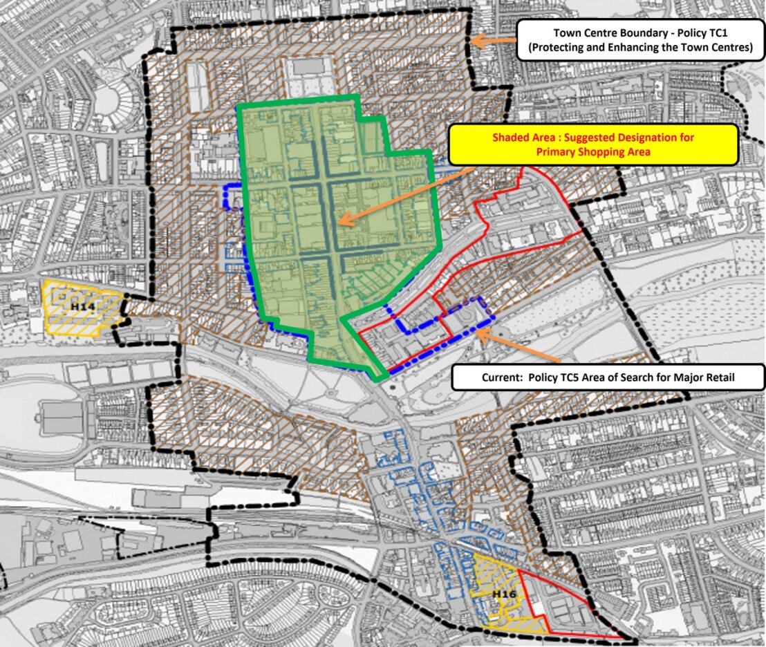 Map of Leamington Spa Town Centre on an accurate base map depicting the proposed change to designate a Primary Shopping Area. The map has a number of lines/shaded areas which are described as follows: •	Town Centre Boundary (black dot-dash line) •	Suggested Primary Shopping Area (shaded green) •	Current Area of Search for Major Retail (thick blue dot-dash line)